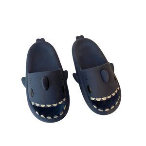 Men's Shark Slide L